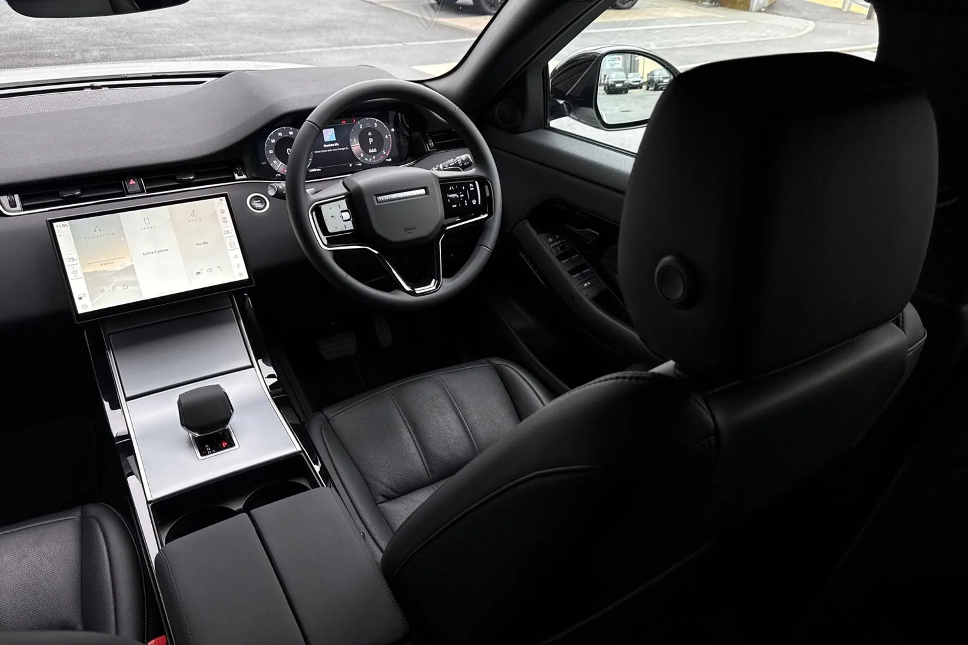 LAND ROVER RANGE ROVER EVOQUE thumbnail image number 40