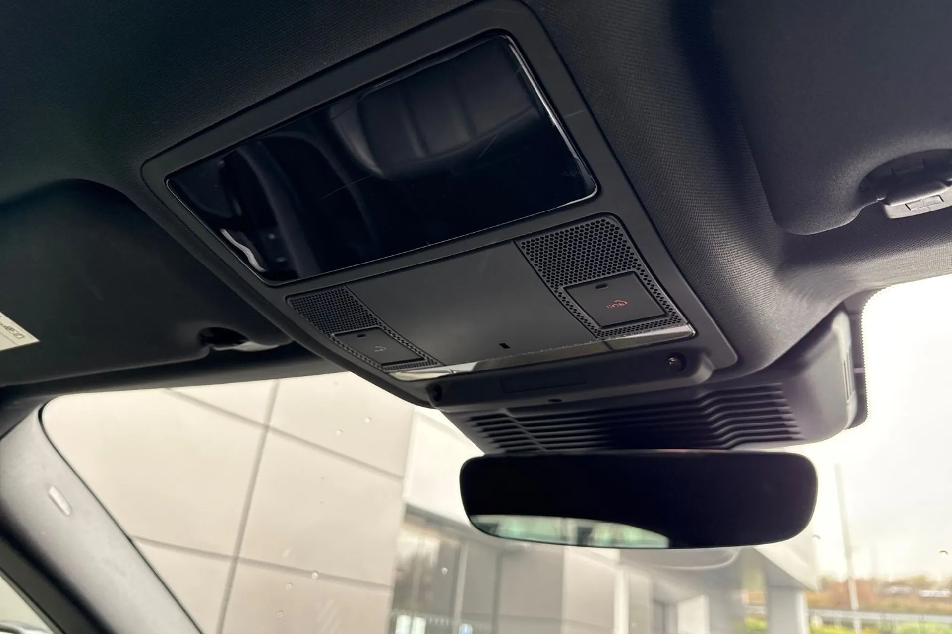 LAND ROVER RANGE ROVER EVOQUE thumbnail image number 50