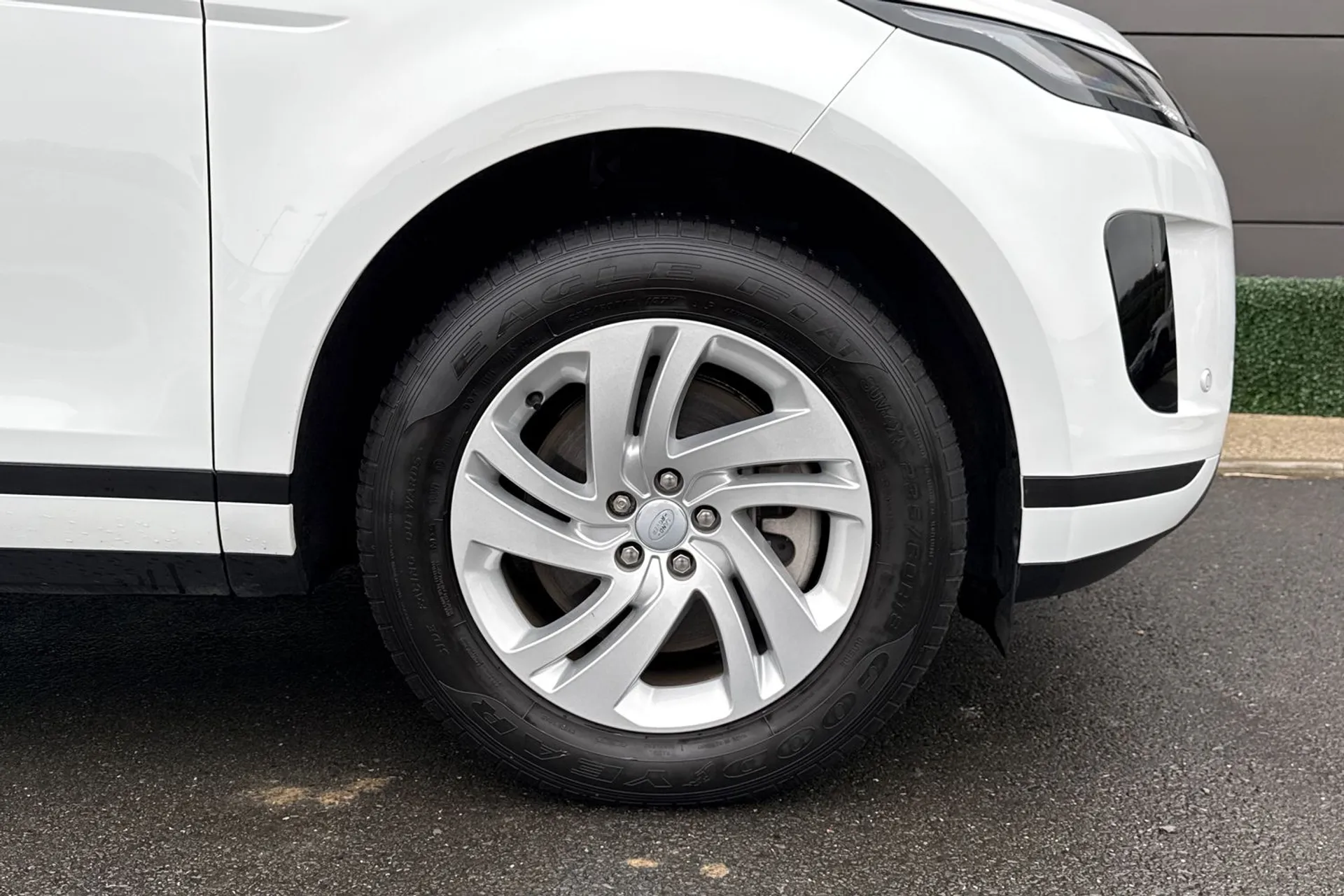 LAND ROVER RANGE ROVER EVOQUE thumbnail image number 17