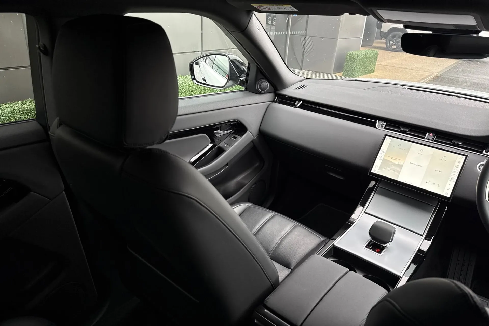 LAND ROVER RANGE ROVER EVOQUE thumbnail image number 39