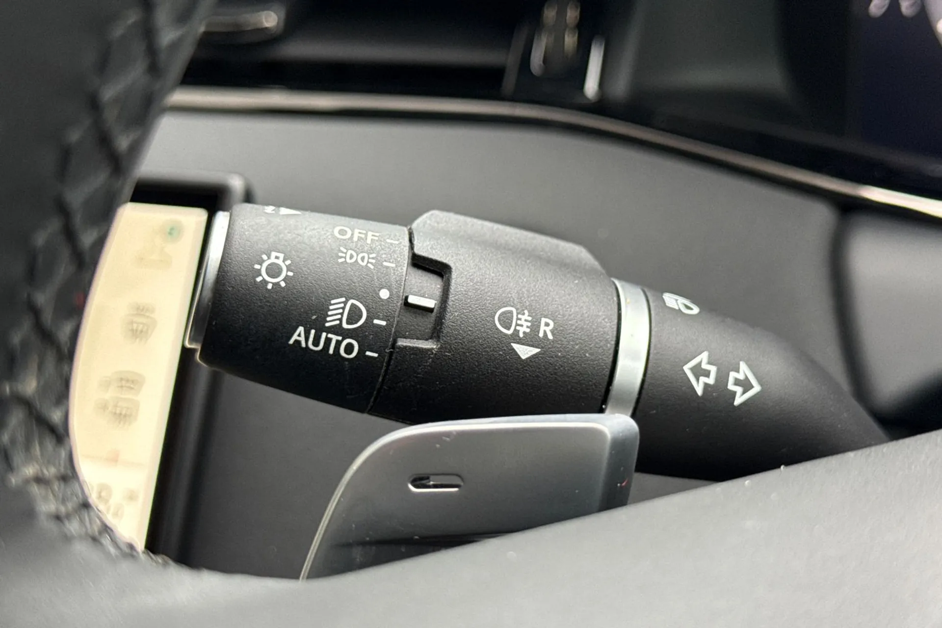 LAND ROVER RANGE ROVER EVOQUE thumbnail image number 59