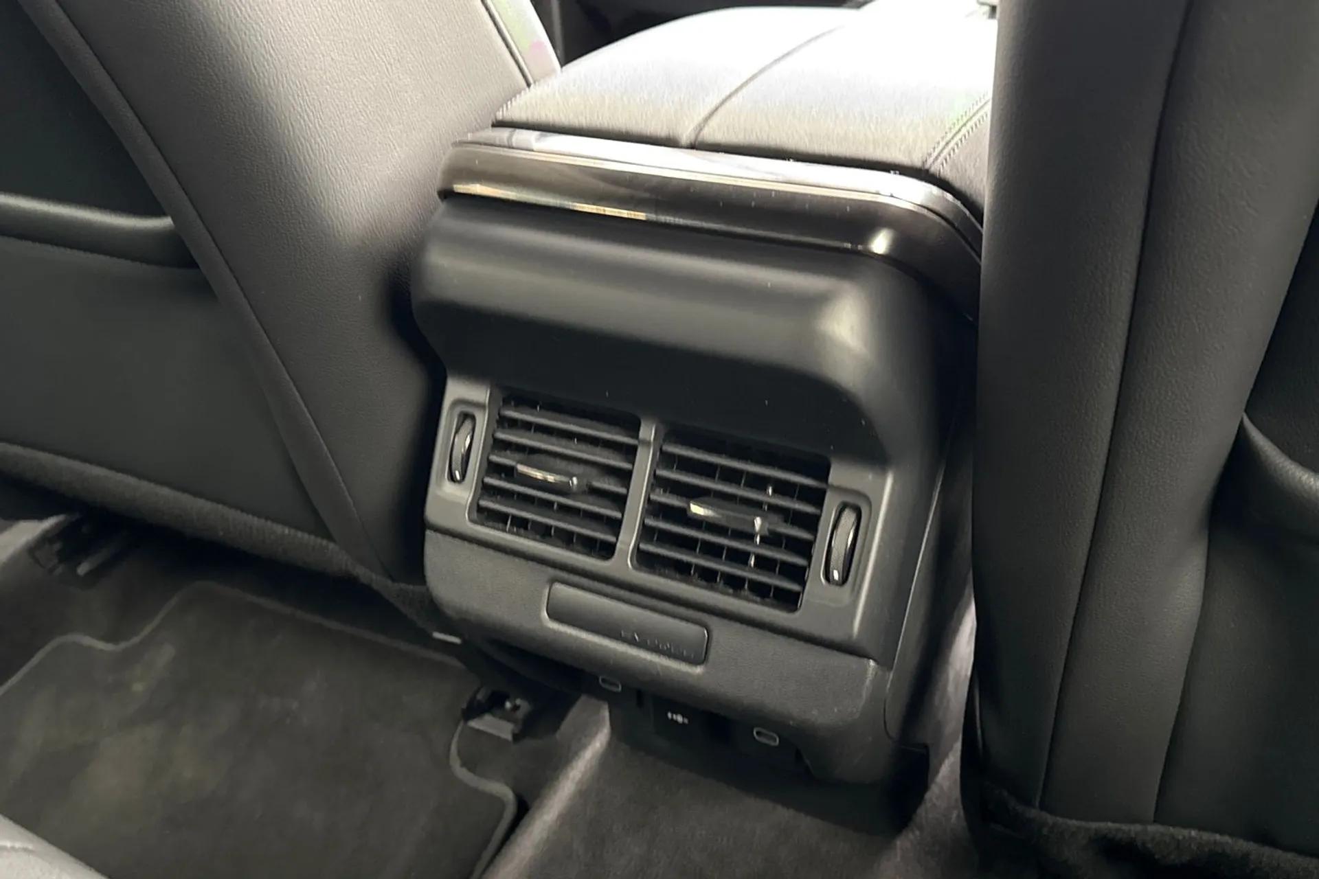 LAND ROVER RANGE ROVER EVOQUE thumbnail image number 53