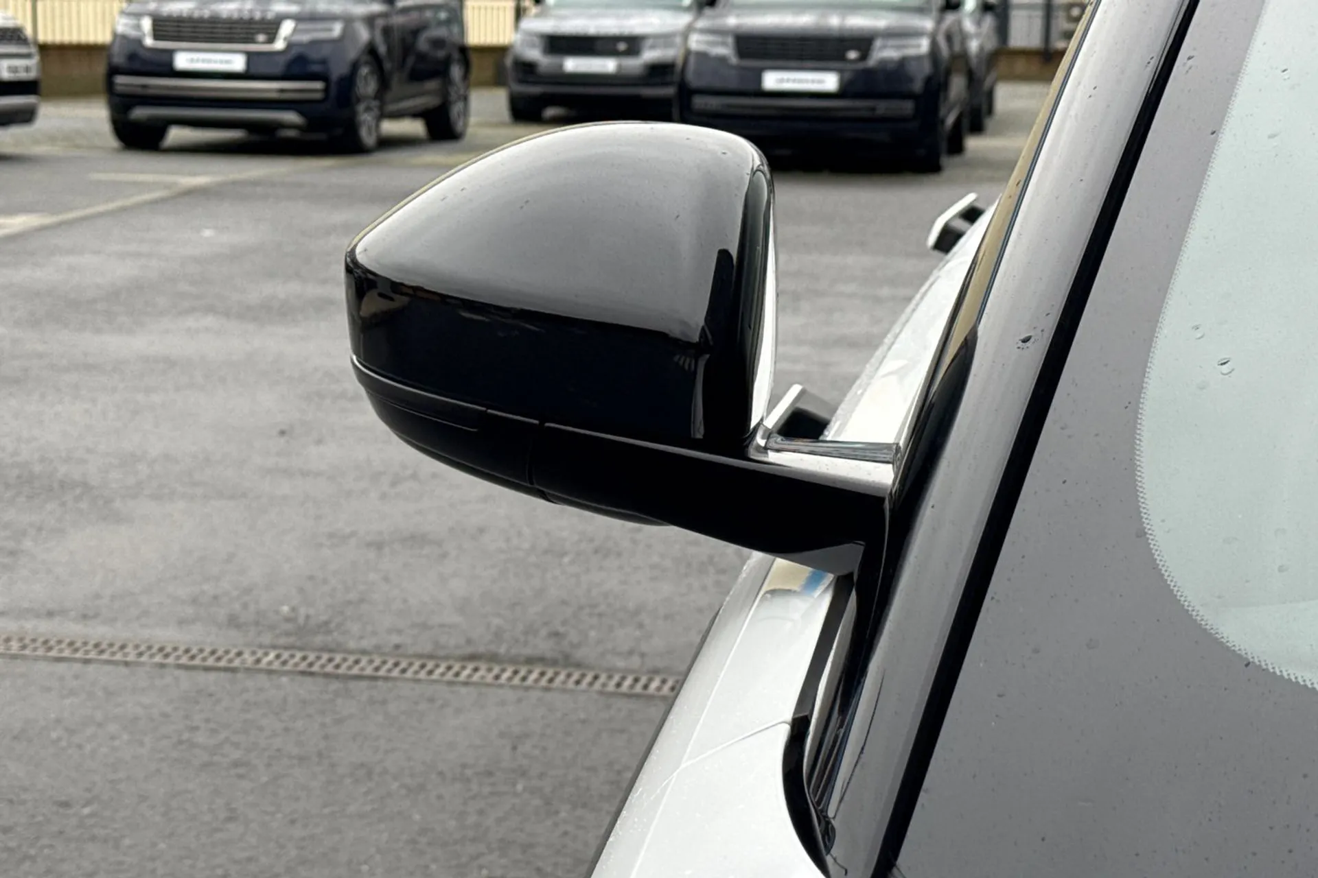 LAND ROVER RANGE ROVER EVOQUE thumbnail image number 29