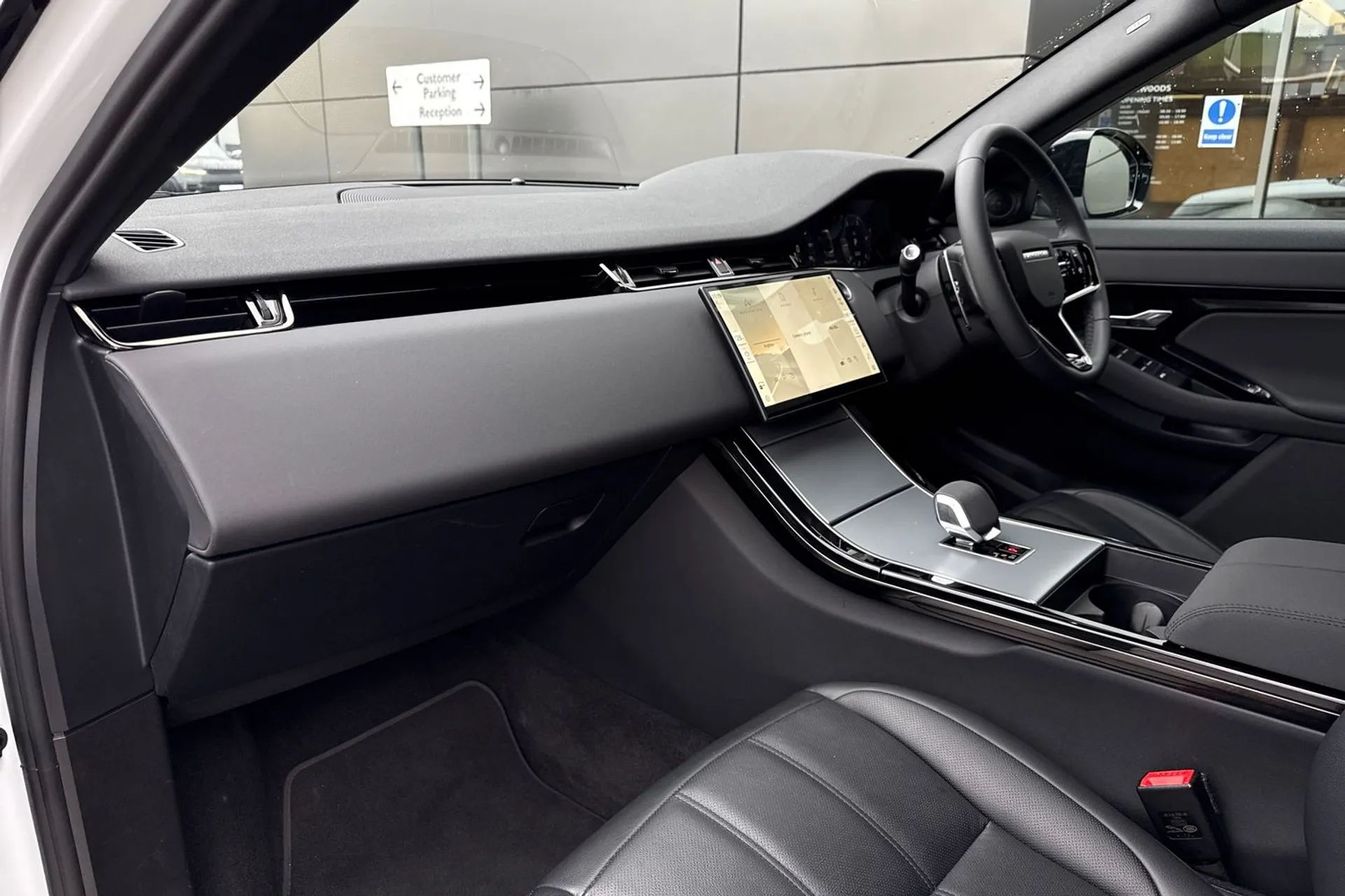 LAND ROVER RANGE ROVER EVOQUE thumbnail image number 35