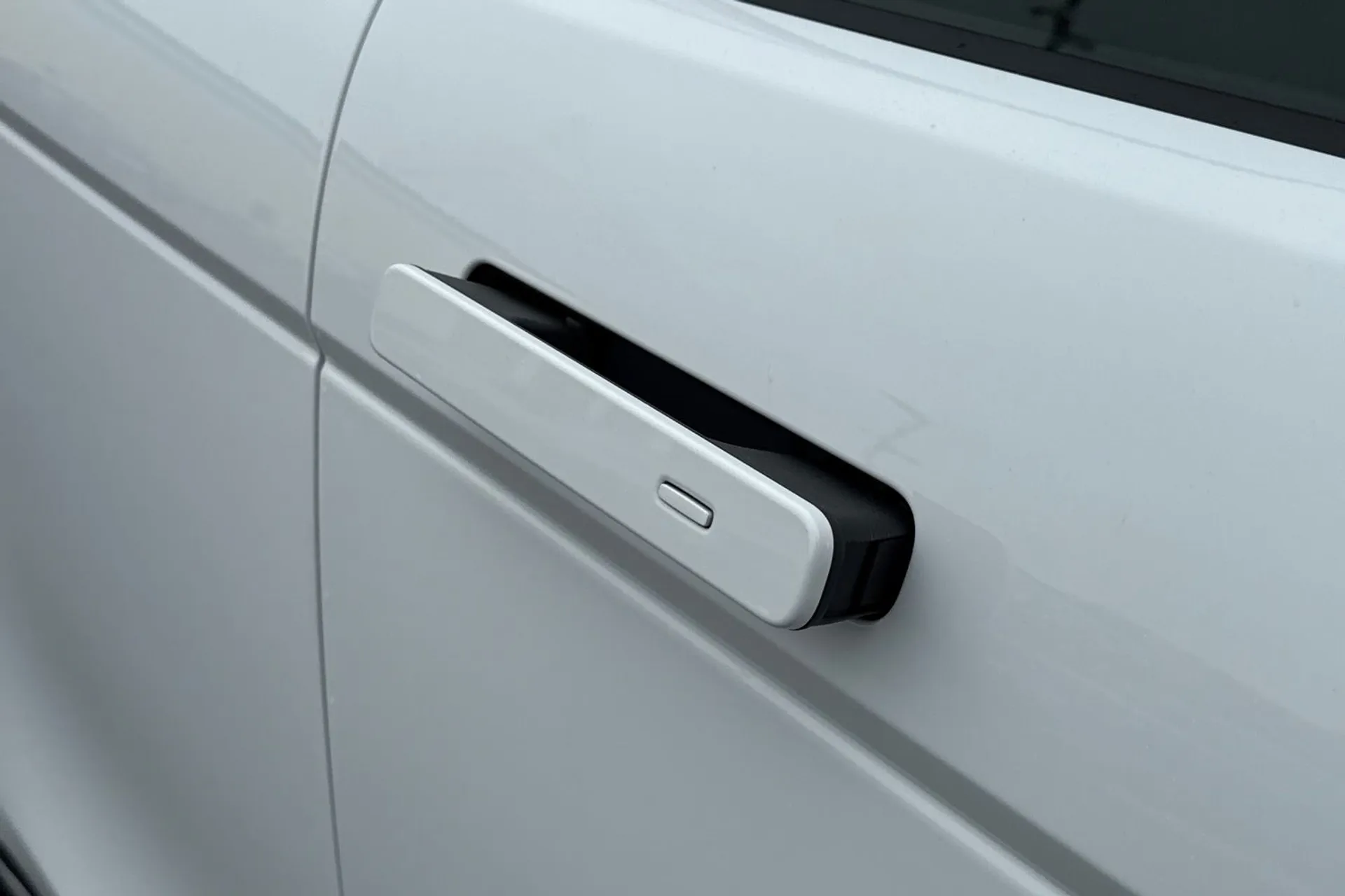 LAND ROVER RANGE ROVER EVOQUE thumbnail image number 24