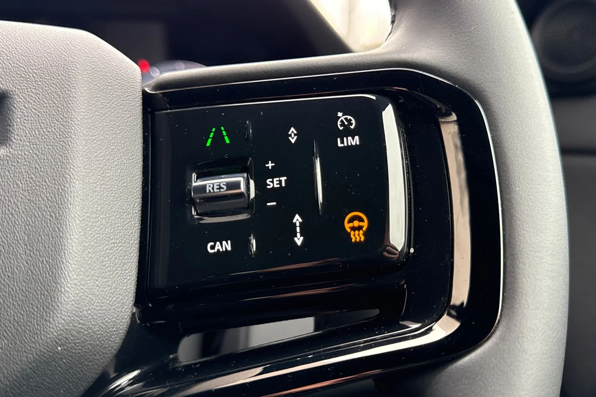 LAND ROVER RANGE ROVER EVOQUE thumbnail image number 45