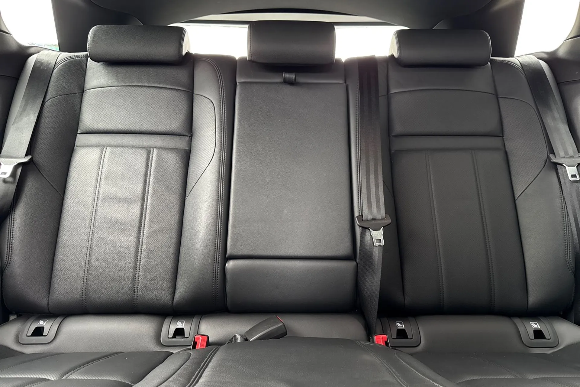 LAND ROVER RANGE ROVER EVOQUE thumbnail image number 38