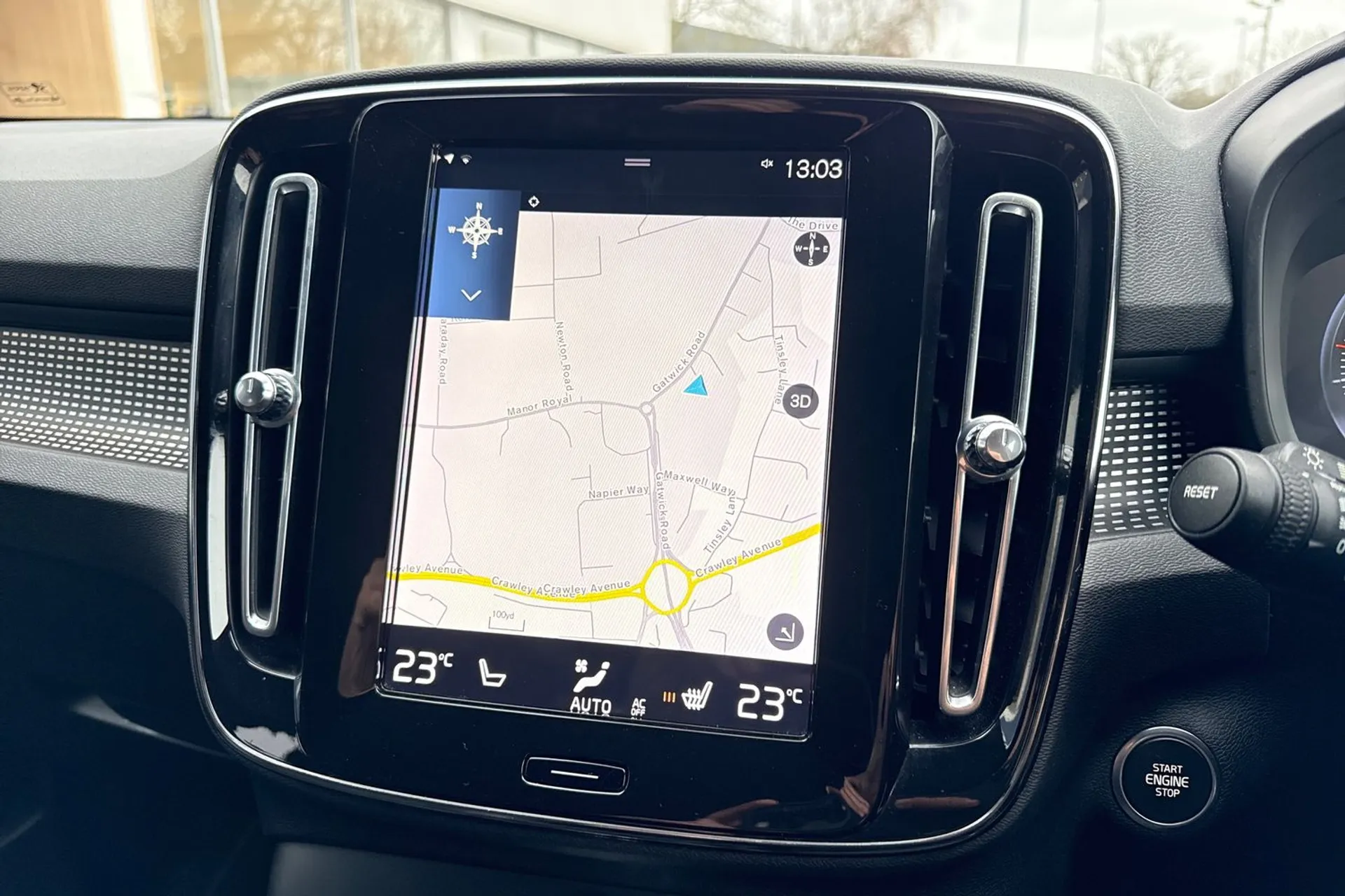 Volvo XC40 thumbnail image number 5