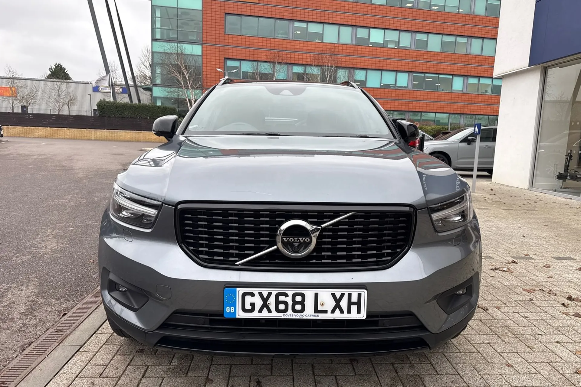 Volvo XC40 thumbnail image number 13