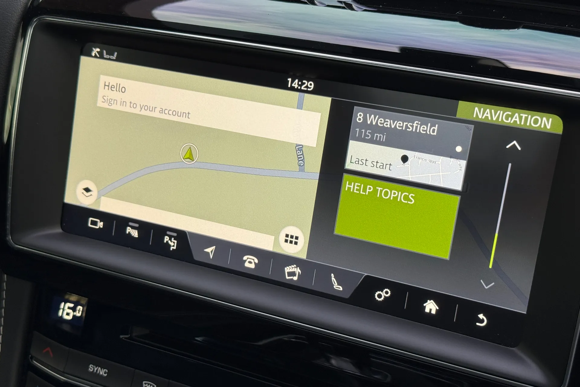 Jaguar F-PACE thumbnail image number 37