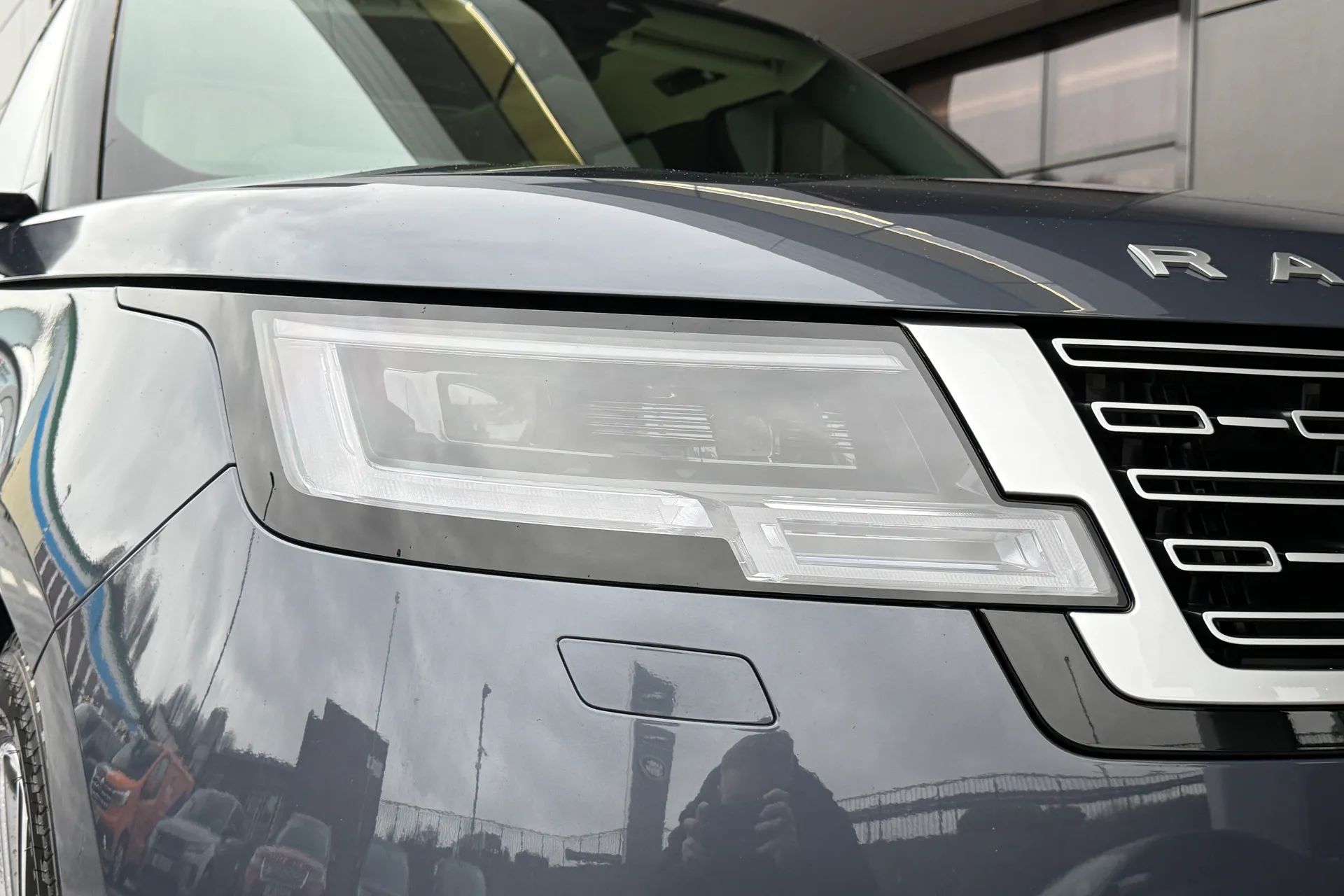 LAND ROVER RANGE ROVER thumbnail image number 22