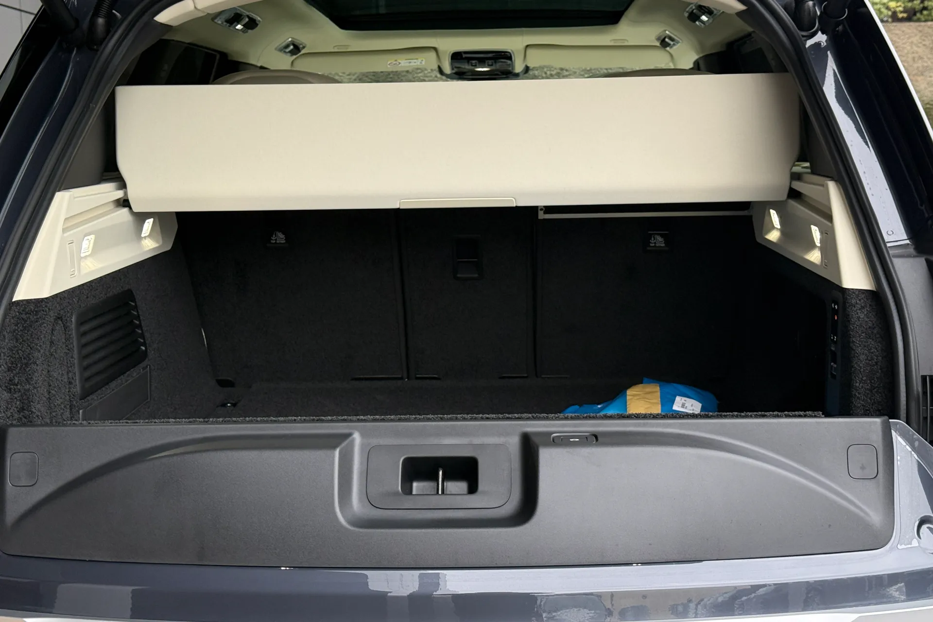 LAND ROVER RANGE ROVER thumbnail image number 46