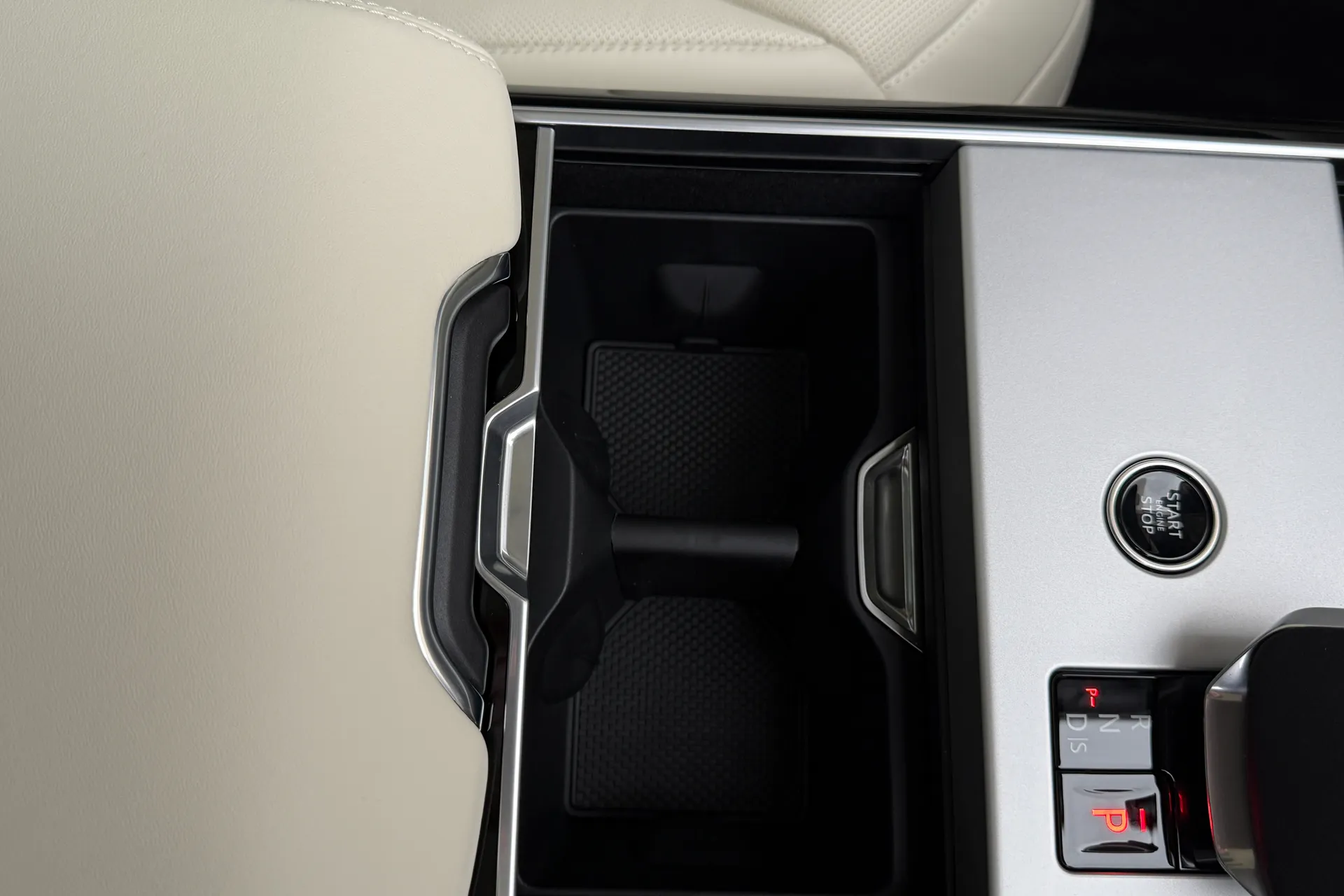 LAND ROVER RANGE ROVER thumbnail image number 70