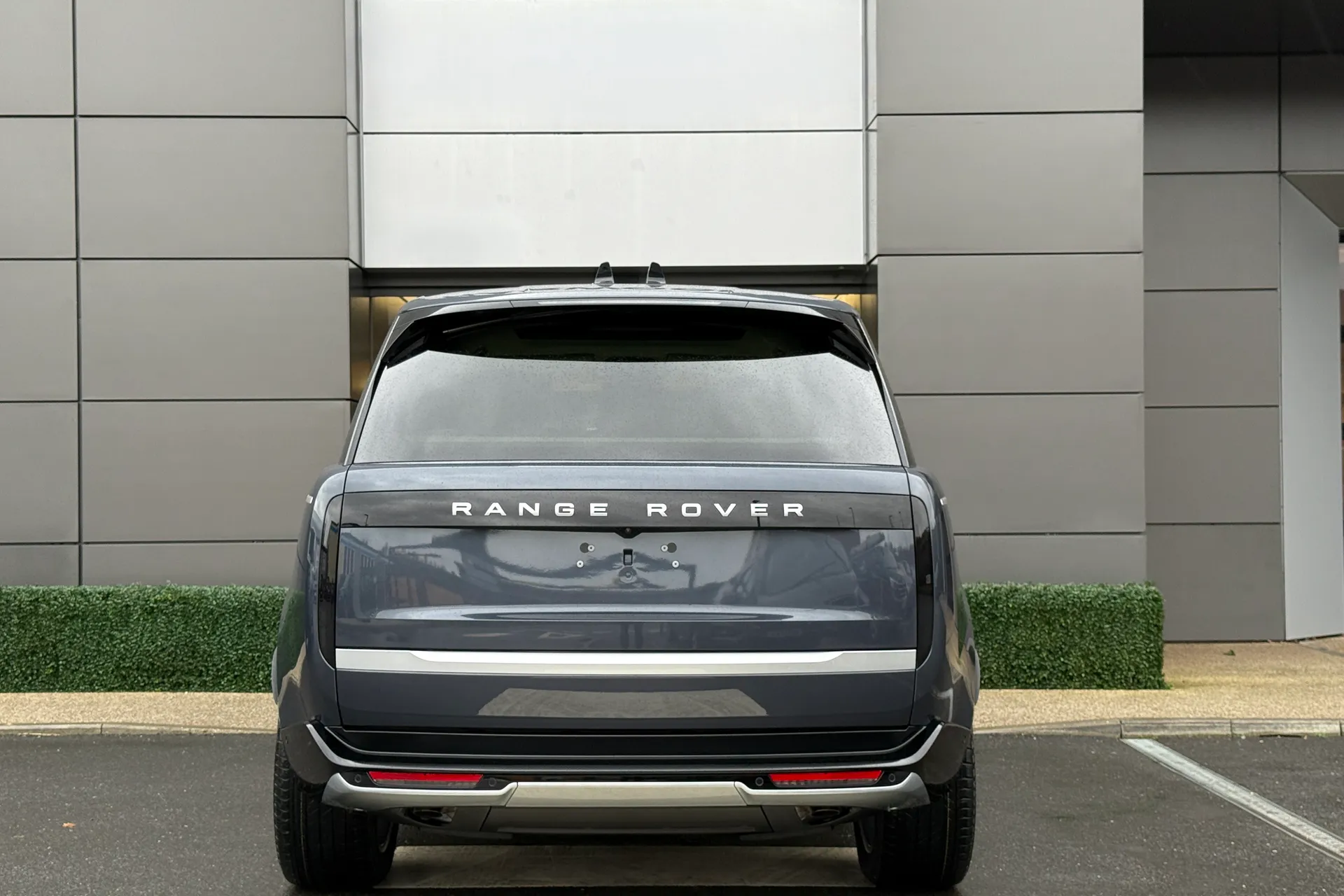 LAND ROVER RANGE ROVER thumbnail image number 15
