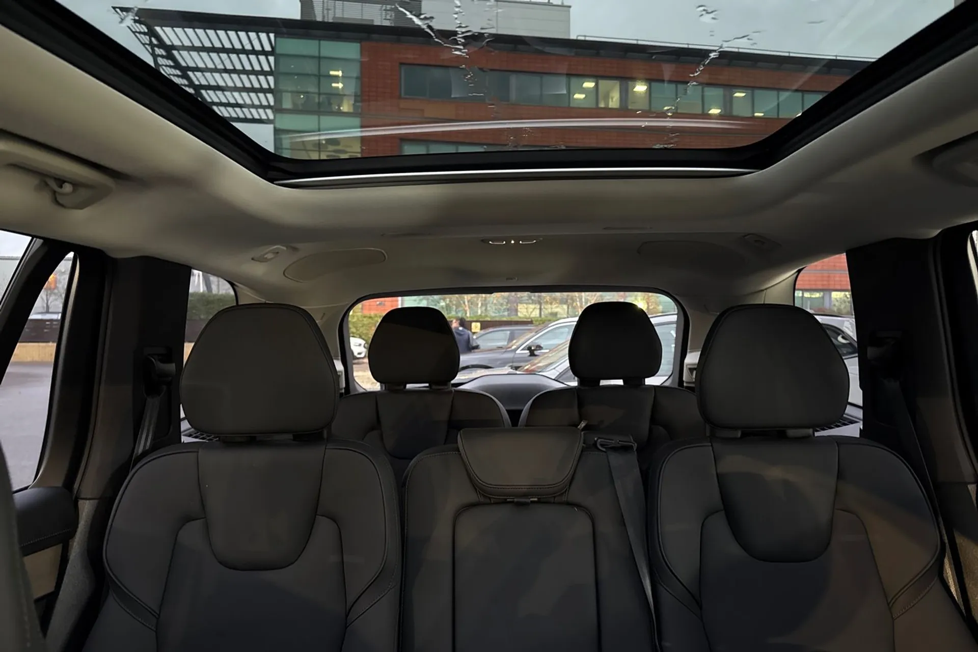 Volvo XC90 thumbnail image number 8