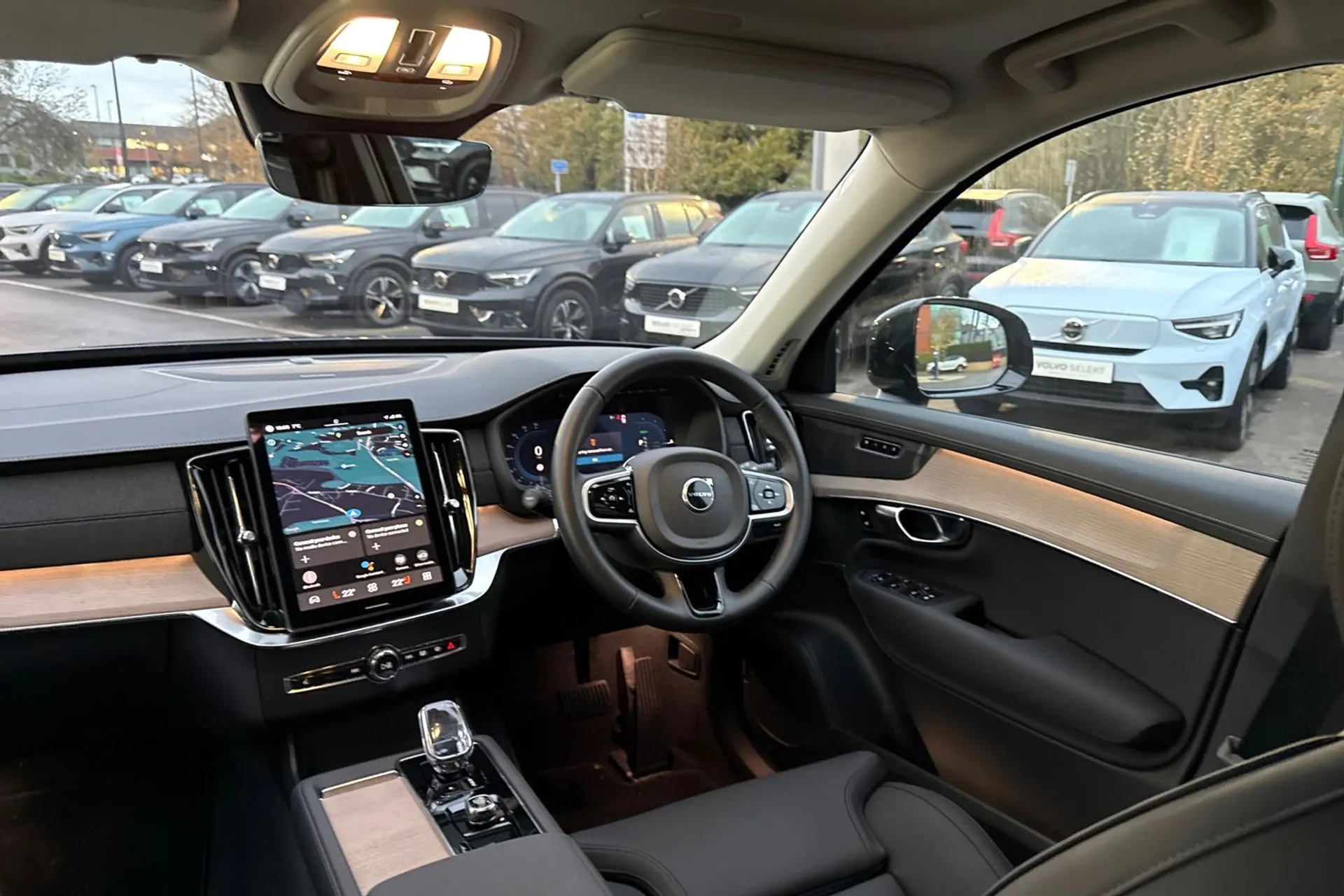 Volvo XC90 thumbnail image number 35