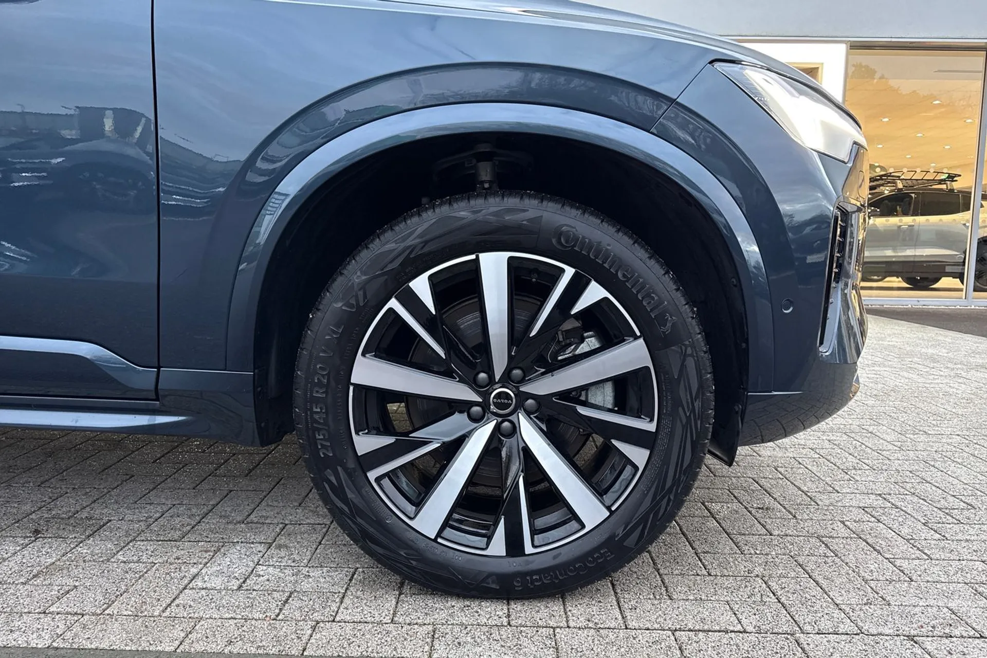 Volvo XC90 thumbnail image number 16