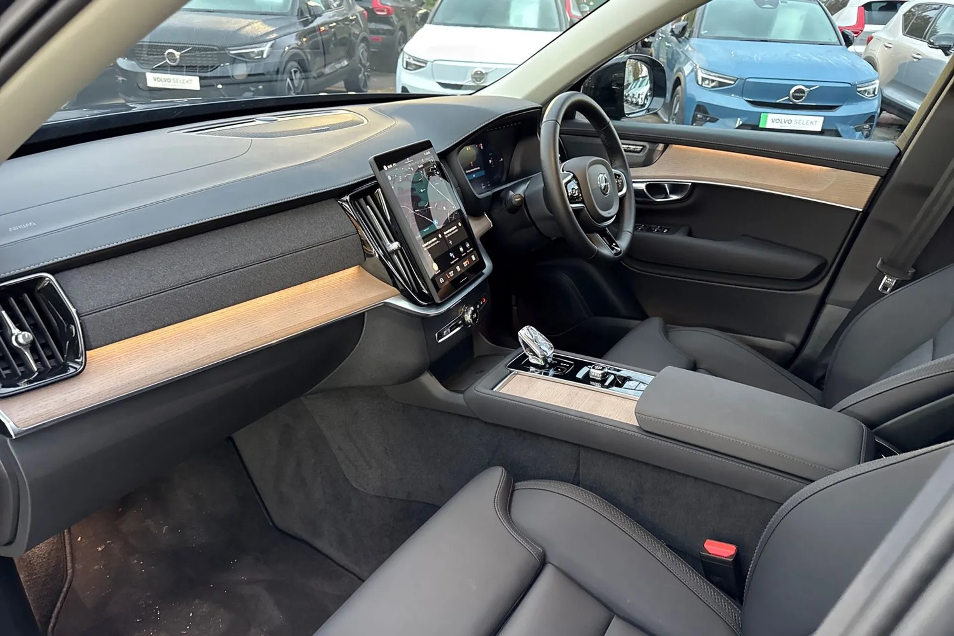 Volvo XC90 thumbnail image number 29