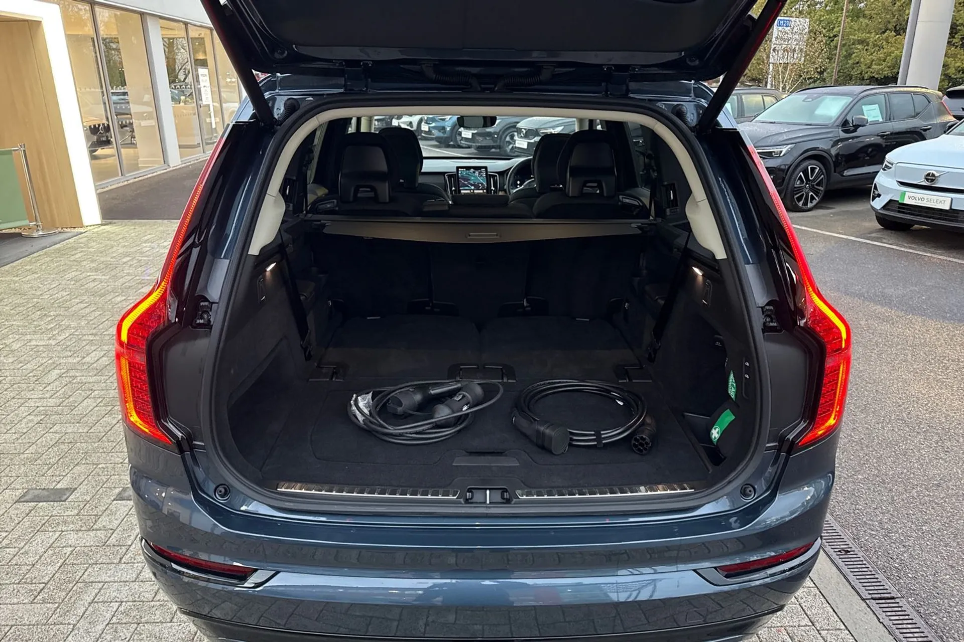 Volvo XC90 thumbnail image number 22