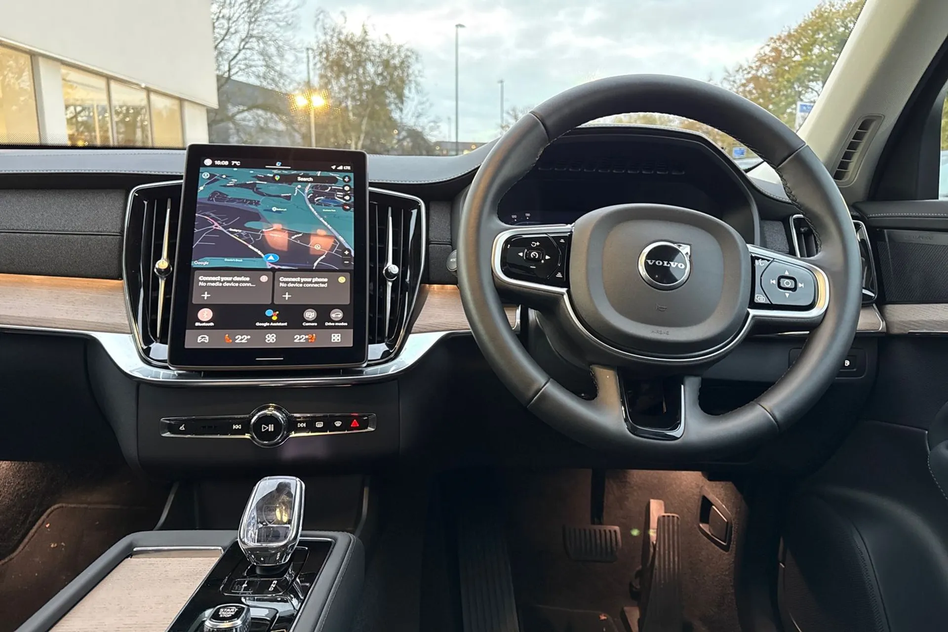 Volvo XC90 thumbnail image number 36