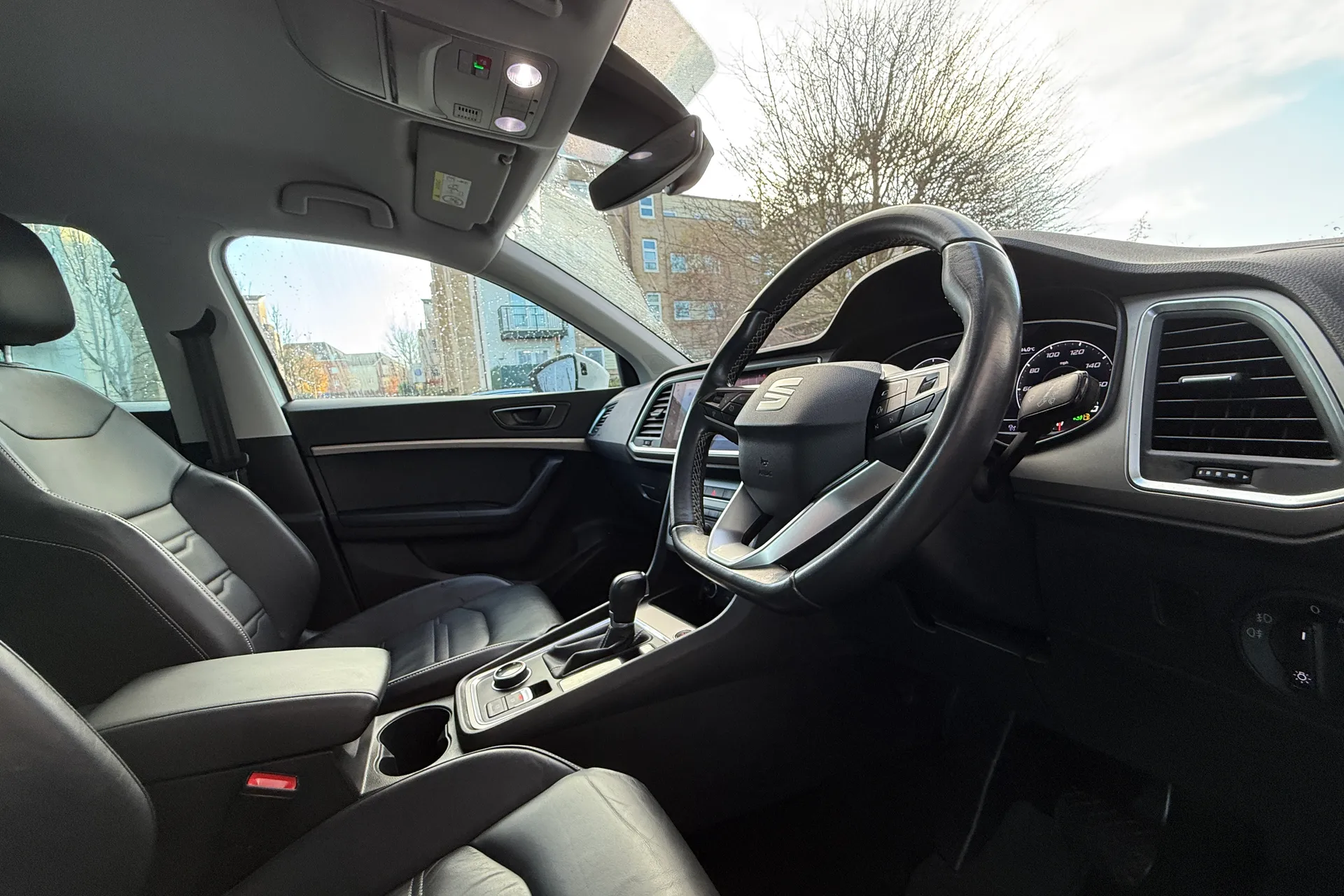 SEAT ATECA thumbnail image number 10