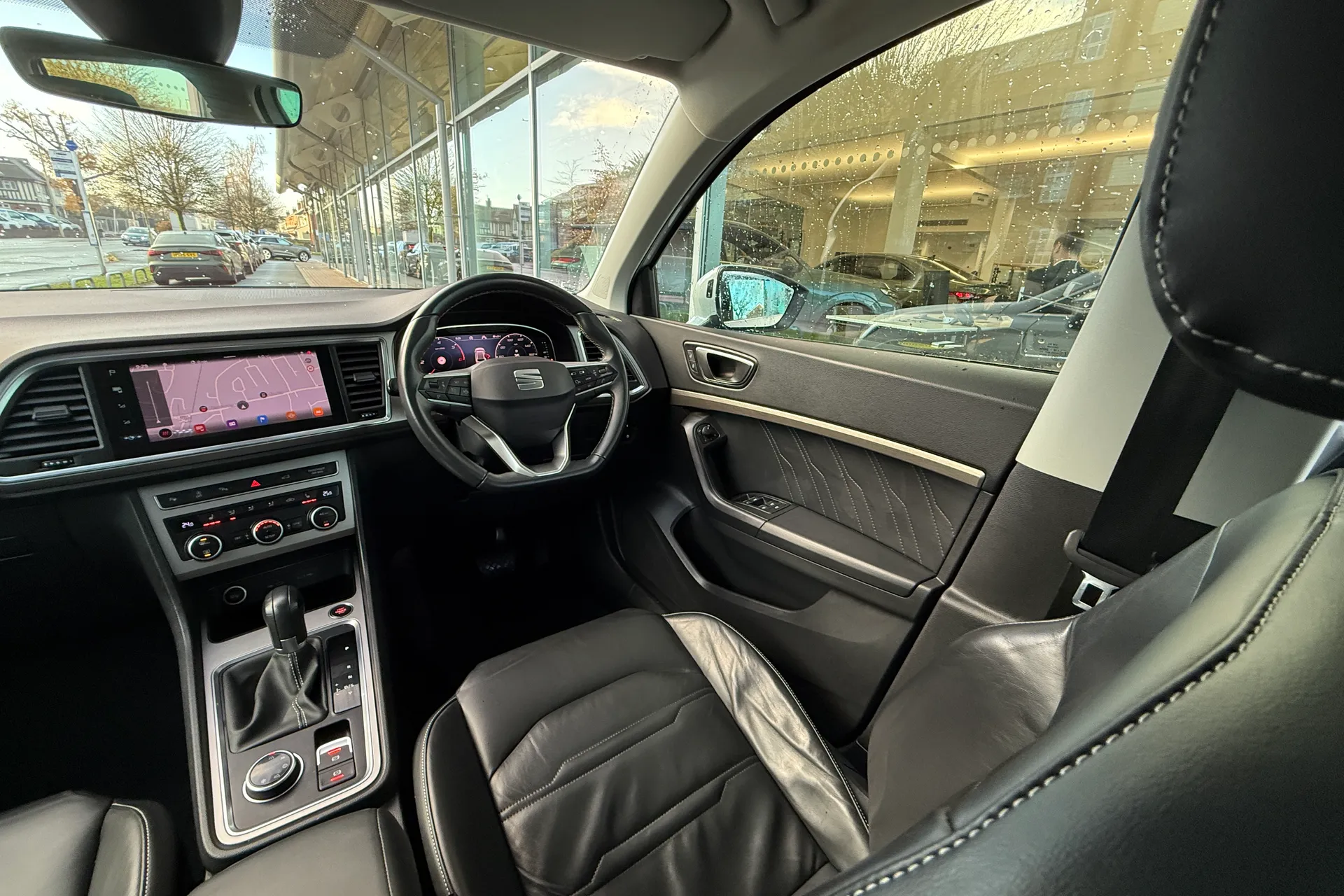 SEAT ATECA thumbnail image number 34