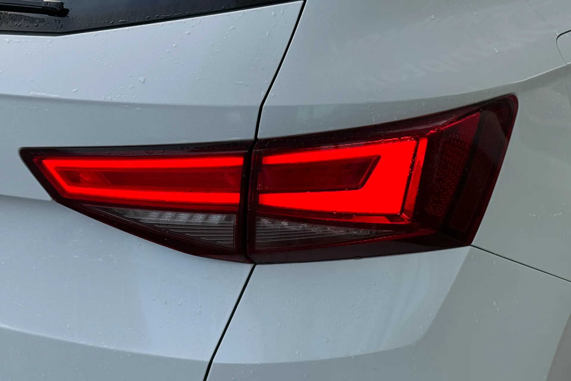 SEAT ATECA thumbnail image number 41