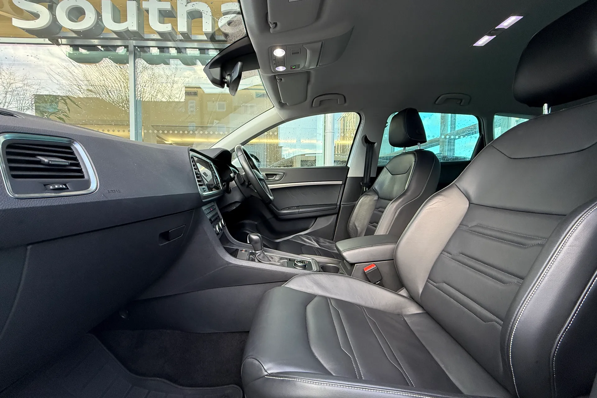 SEAT ATECA thumbnail image number 43