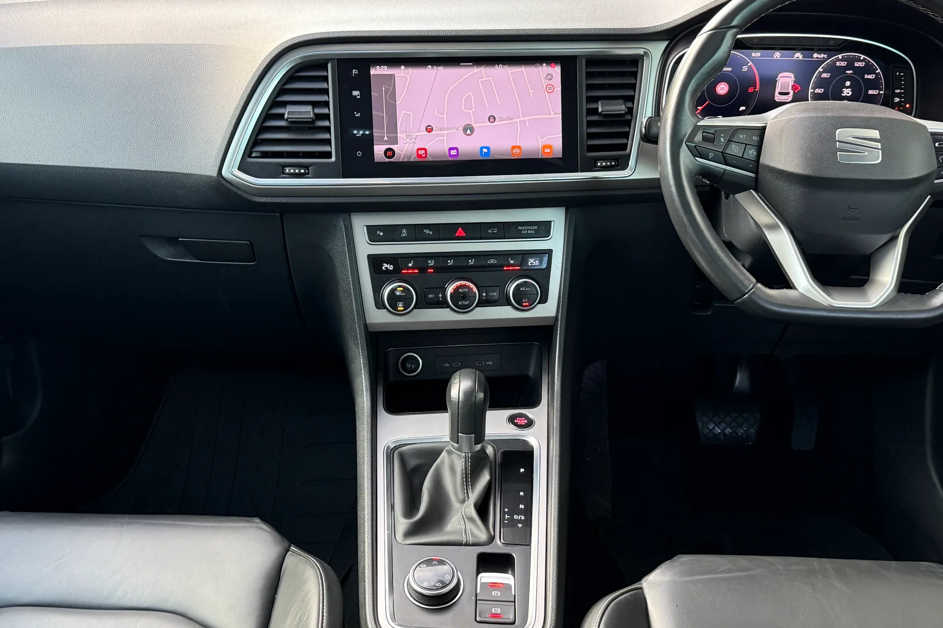 SEAT ATECA thumbnail image number 32