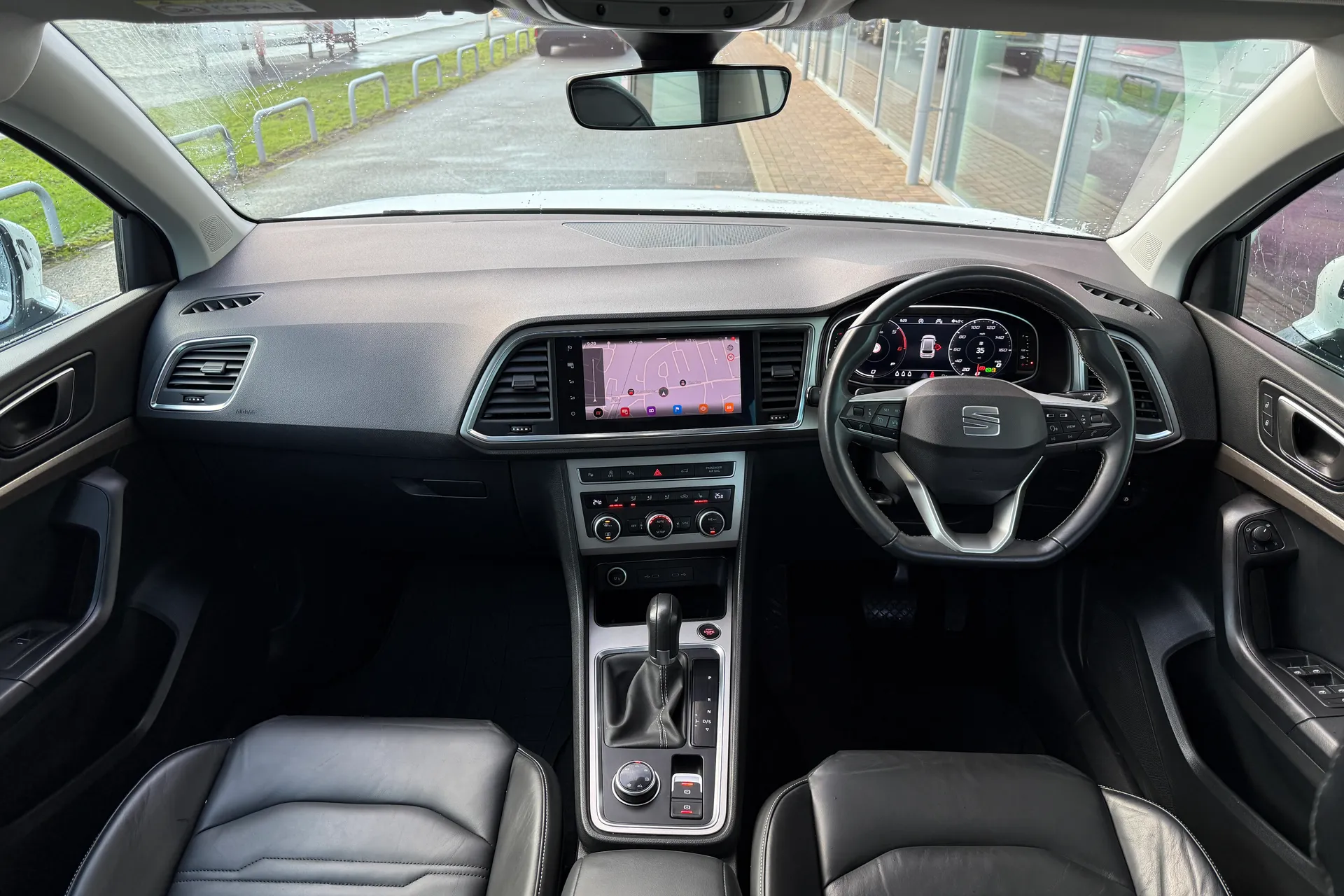SEAT ATECA thumbnail image number 3