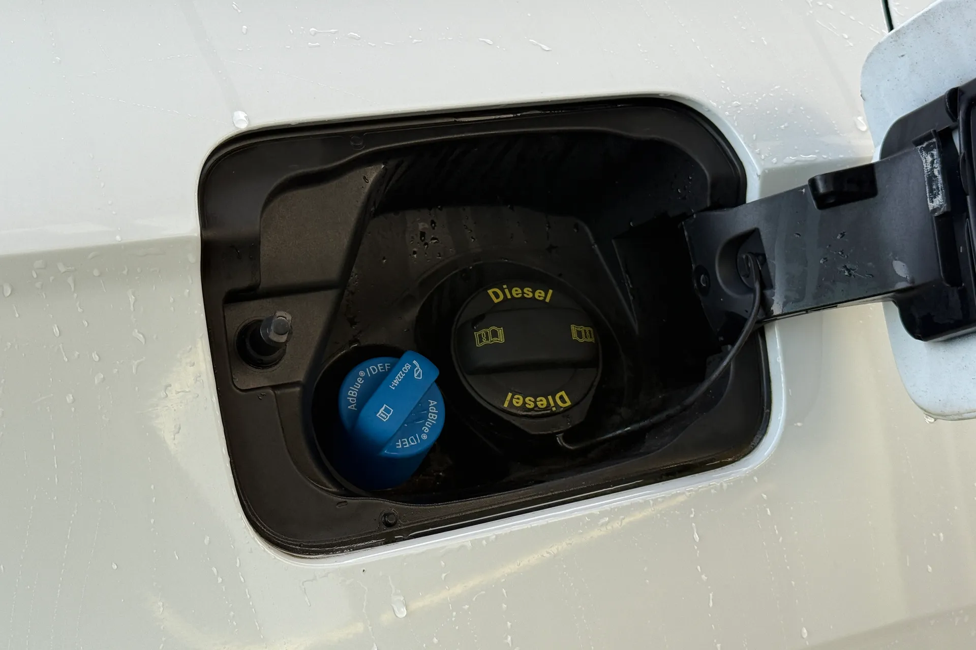 SEAT ATECA thumbnail image number 38