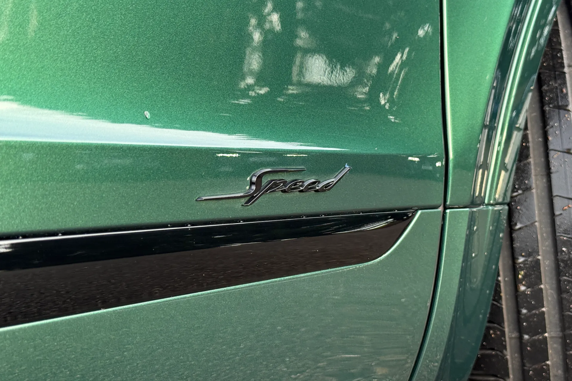 Bentley BENTAYGA thumbnail image number 9