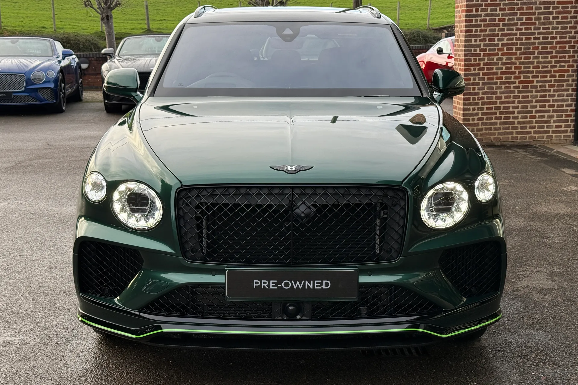 Bentley BENTAYGA thumbnail image number 48