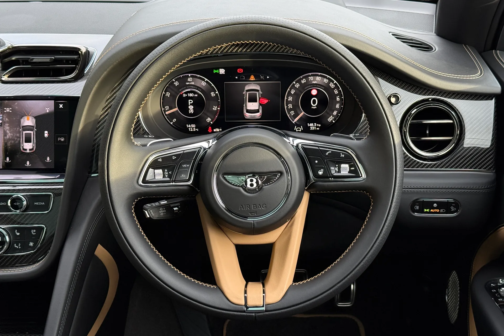 Bentley BENTAYGA thumbnail image number 36