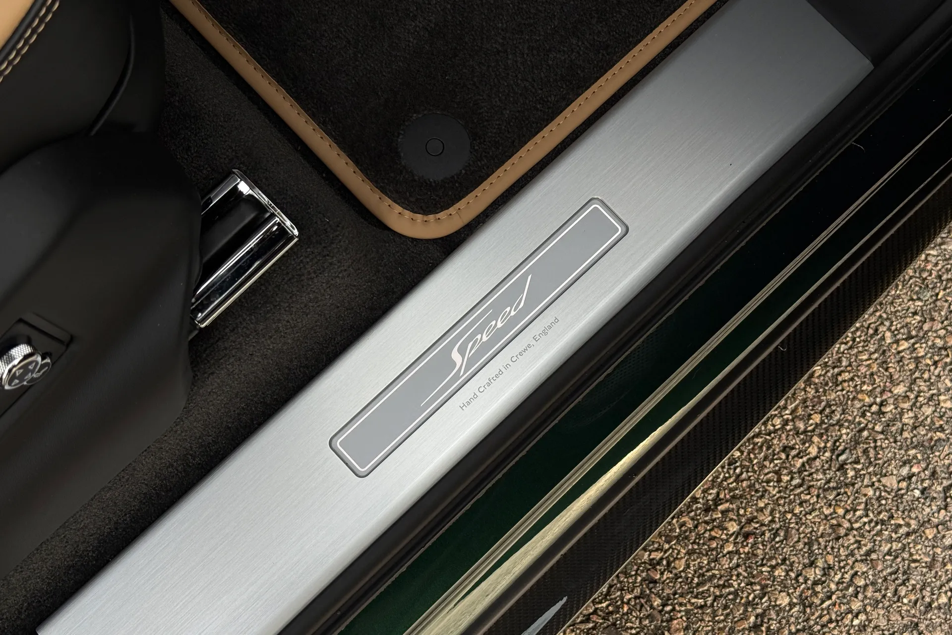 Bentley BENTAYGA thumbnail image number 10