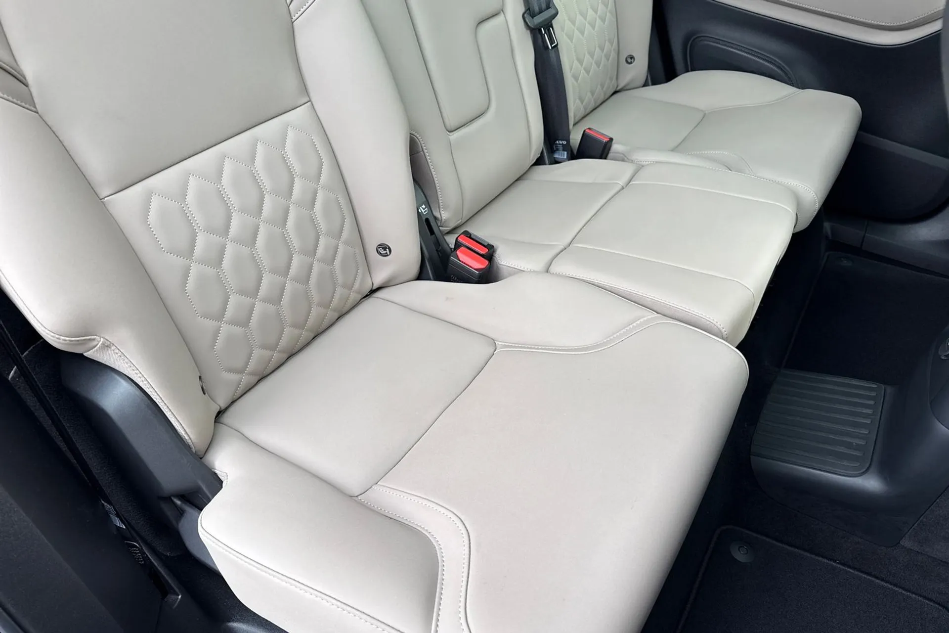 Volvo XC90 thumbnail image number 26