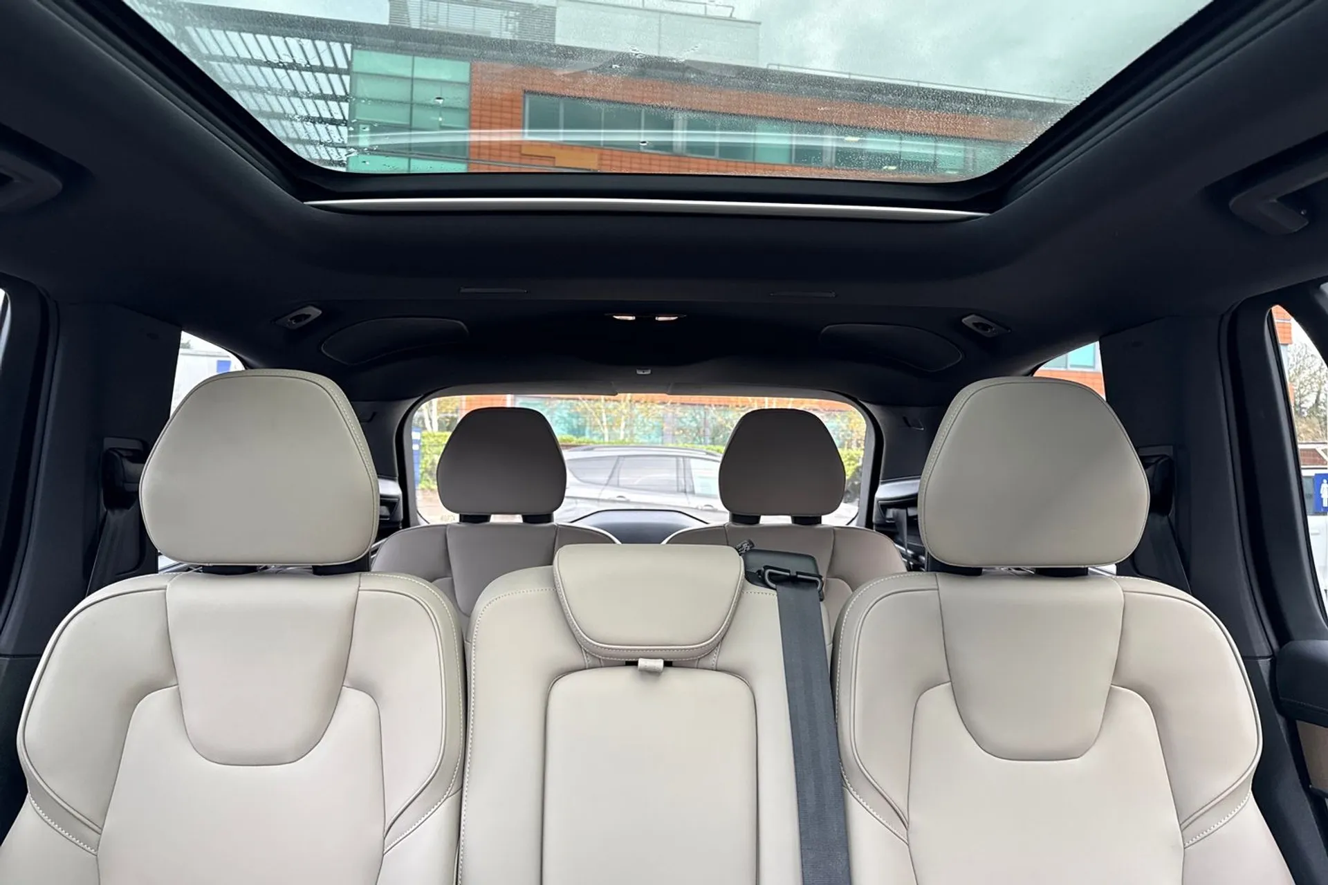 Volvo XC90 thumbnail image number 7