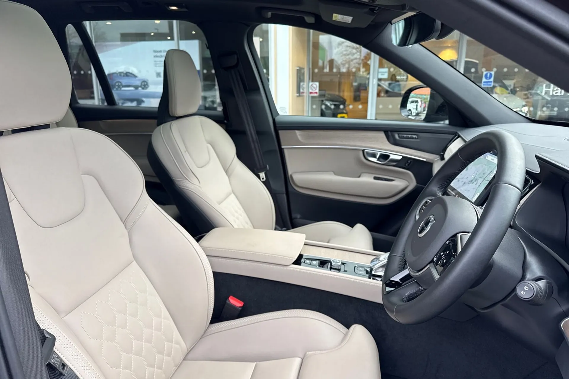 Volvo XC90 thumbnail image number 27