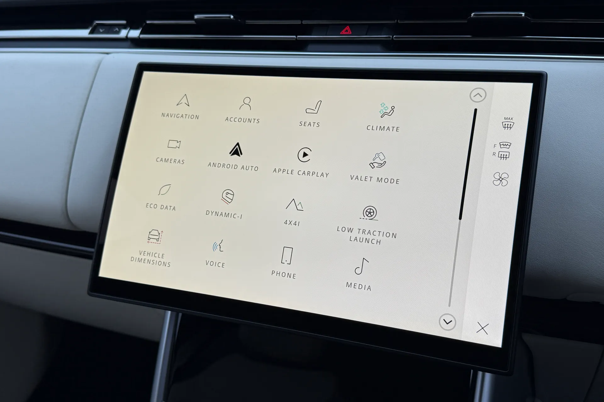 LAND ROVER RANGE ROVER thumbnail image number 35