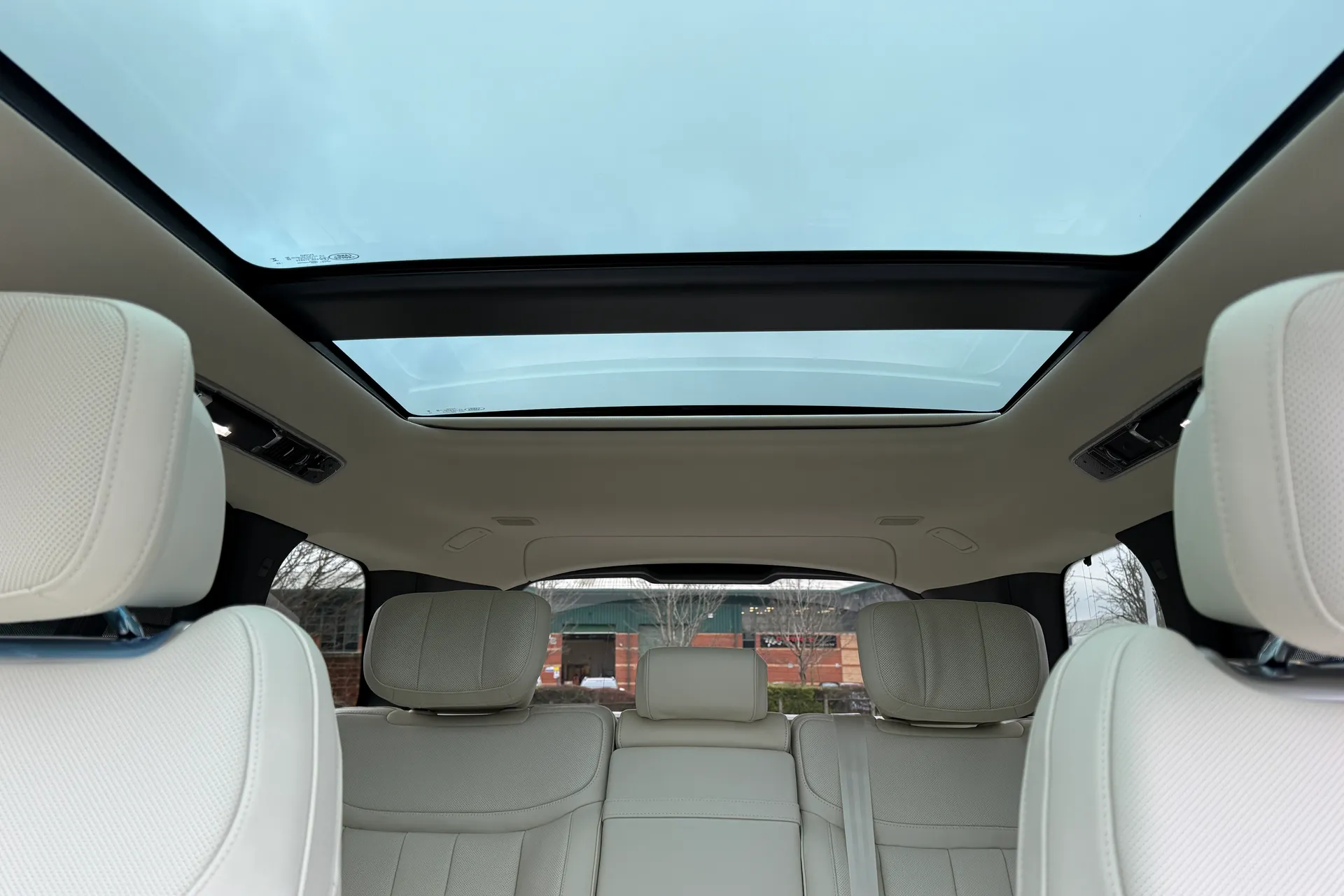 LAND ROVER RANGE ROVER thumbnail image number 31