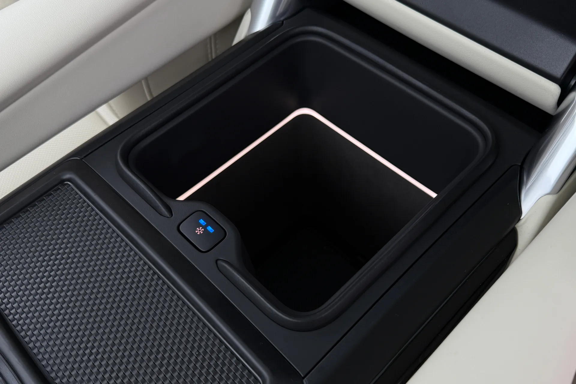 LAND ROVER RANGE ROVER thumbnail image number 29