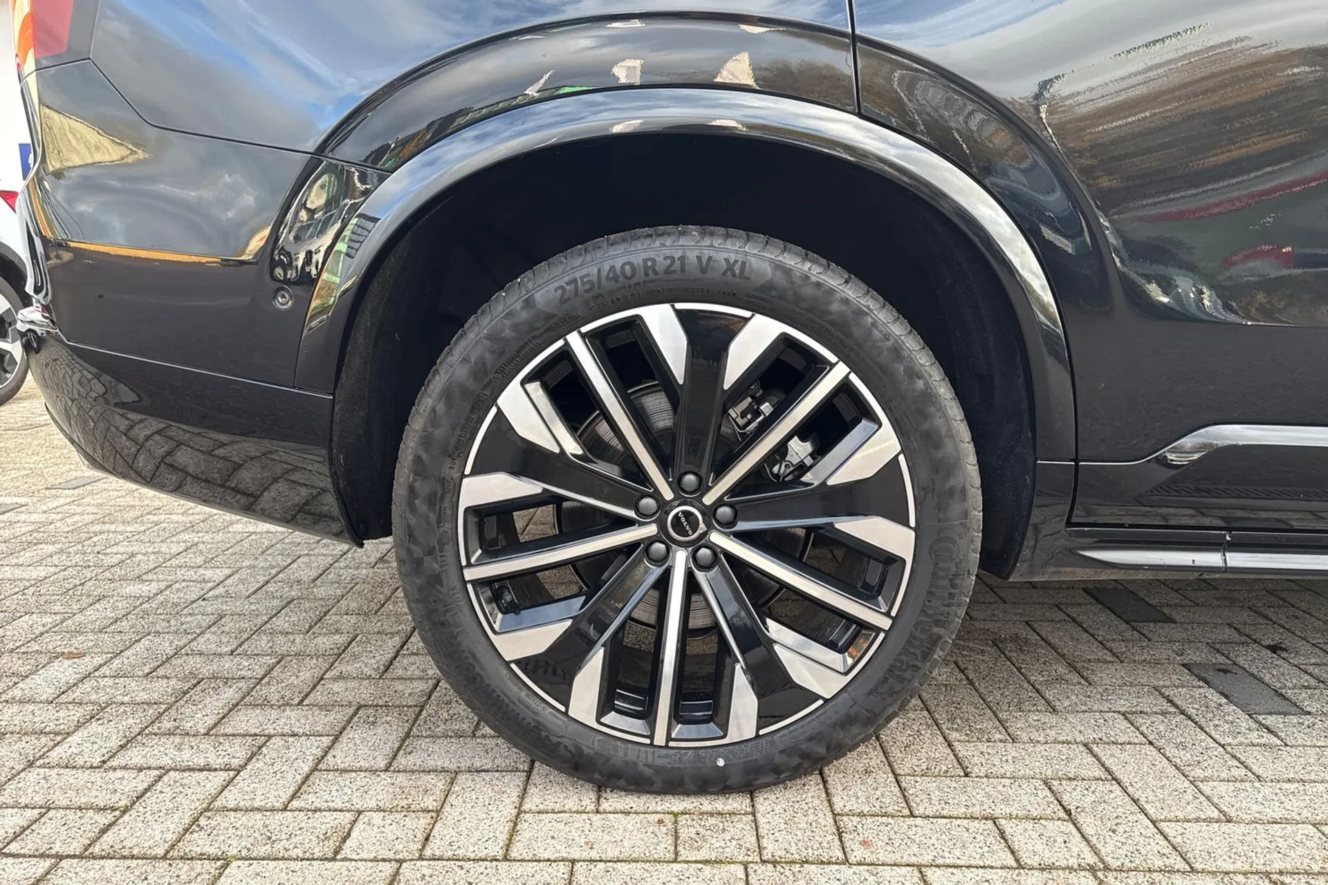 Volvo XC90 thumbnail image number 14