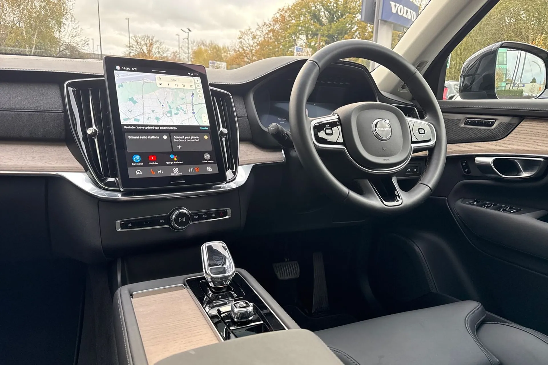 Volvo XC90 thumbnail image number 35