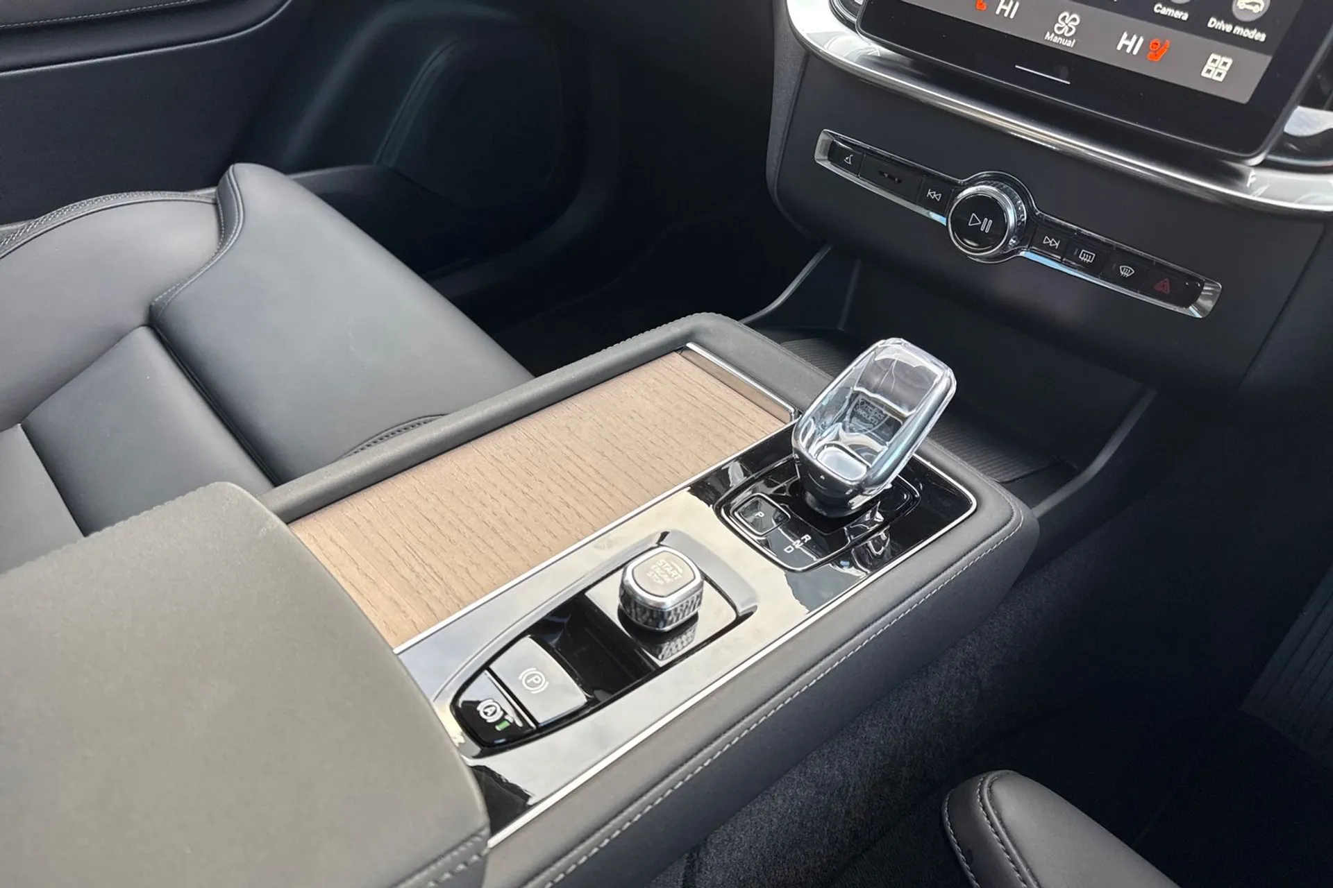 Volvo XC90 thumbnail image number 44