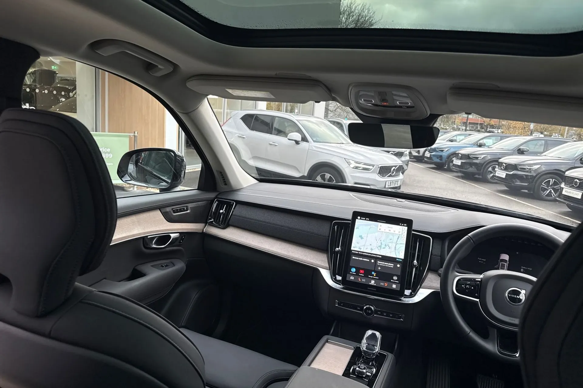 Volvo XC90 thumbnail image number 32