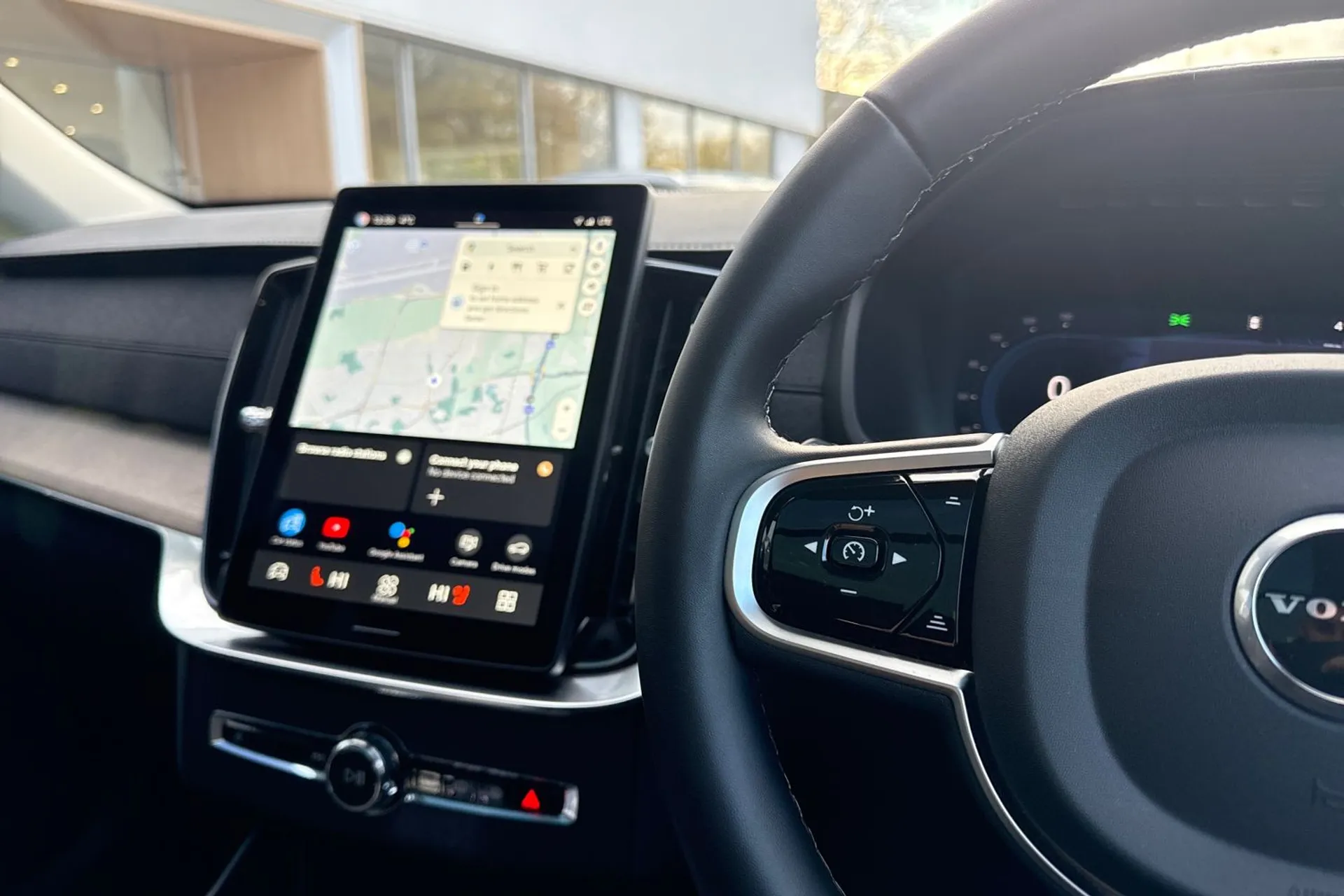 Volvo XC90 thumbnail image number 36