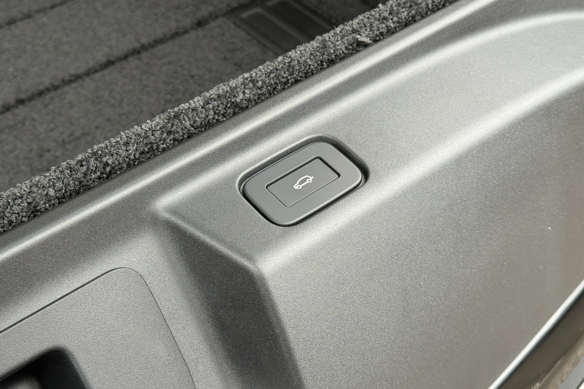 LAND ROVER RANGE ROVER thumbnail image number 30