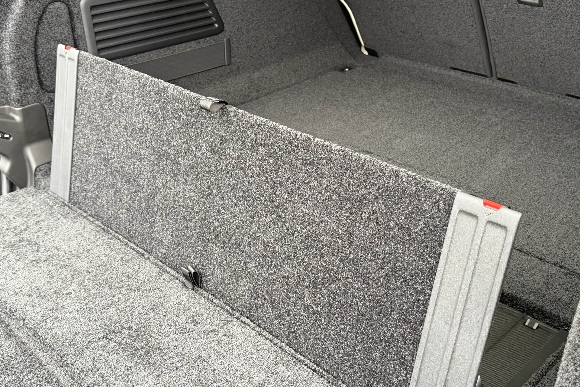 LAND ROVER RANGE ROVER thumbnail image number 34