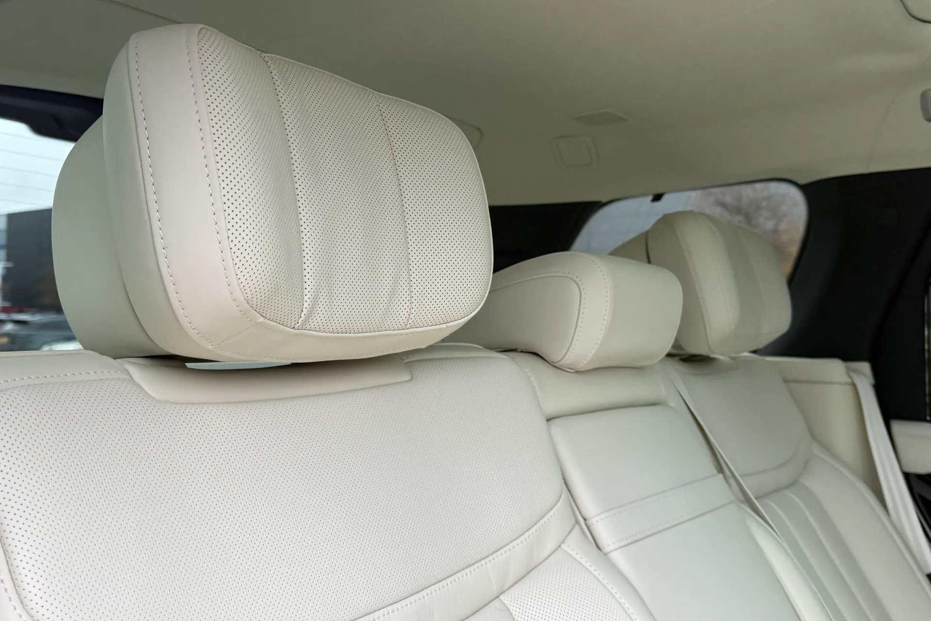 LAND ROVER RANGE ROVER thumbnail image number 35