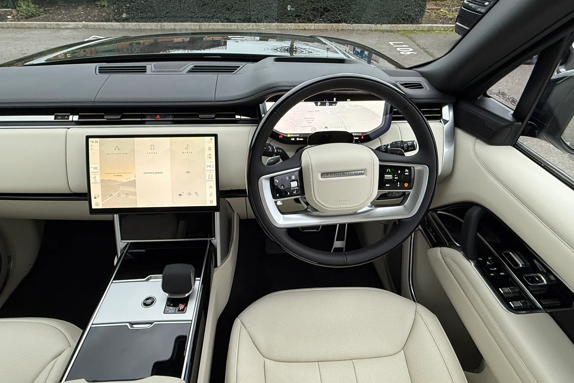 LAND ROVER RANGE ROVER thumbnail image number 25